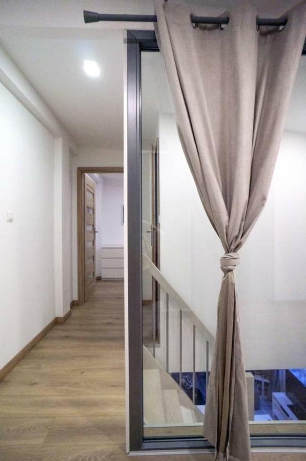 Апартаменты Dwupoziomowy Apartament Mazowiecka 18 Быдгощ Экстерьер фото