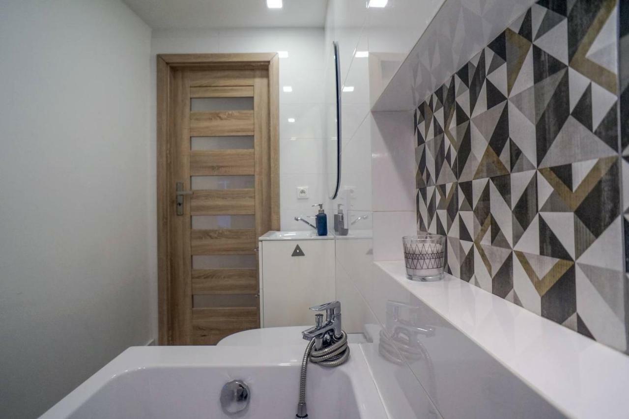 Апартаменты Dwupoziomowy Apartament Mazowiecka 18 Быдгощ Экстерьер фото